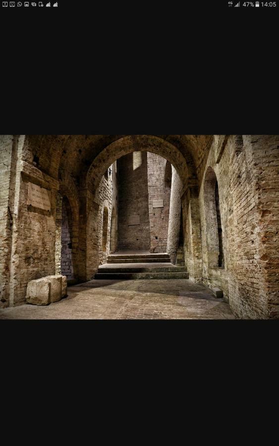 Marco Romani Perugia Exteriör bild
